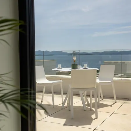 Lioqa Курортный комплекс 5*