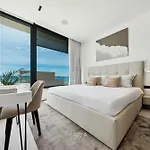 Lioqa منتجع 5*