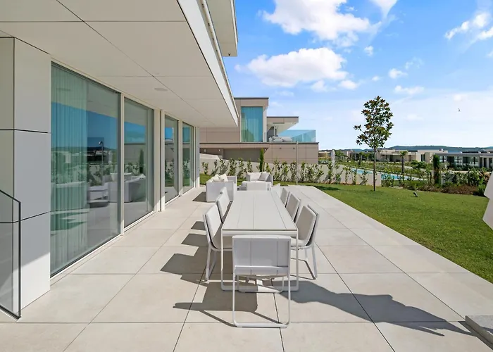 Lioqa אוגייאן